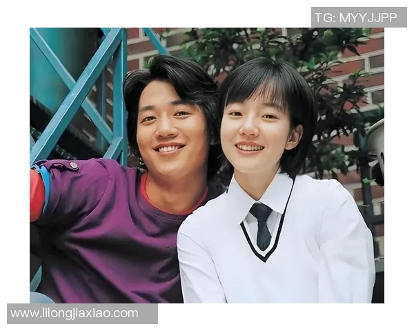 当足球明星的女友也是闪耀明星的韩剧爱情故事