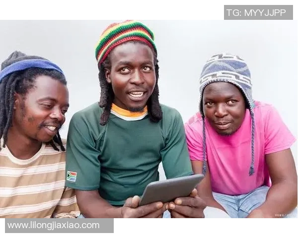 黑帮与足球明星的微妙关系探讨及其背后的社会现象分析